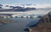 Alle gletsjers op West-Spitsbergen zijn sinds 2001 meer dan een kilometer geslonken. Op de foto: de Kongsbreengletsjer. beeld AFP, Dominique Faget