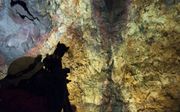 De magmakamer toont een overweldigende kleurenpracht van minerale vulkanische gesteenten. beeld Pieter Bliek