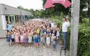 Kinderen op de Eben-Haëzerschool in Oostkapelle gaan weer naar school. beeld Dirk-Jan Gjeltema