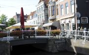 De Platte Stenenbrug in Alkmaar waar zondag een omstreden dancefestival gepland is.  beeld Pieter Bliek