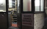 De ingang van de Sharee Council, oftewel de shariaraad. Vroeger zat er in het gebouw een Engelse pub. beeld RD