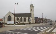 De Oude Kerk aan de boulevard in Katwijk. In de vissersplaats werken kerken en hulpverleners al jaren samen om verslaafden de helpende hand te bieden.  beeld RD, Anton Dommerholt