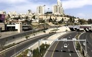 De Begin Boulevard die het zuiden en noorden van Jeruzalem verbindt. beeld Alfred Muller