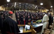 Paus opent misbruiktop in Rome. beeld EPA