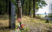 Op de Brunssummerheide herinnert een monument aan de dood van de 11-jarige Nicky Verstappen in 1998. Jarenlang bleef de zaak onopgelost, totdat de politie na een grootscheeps DNA-onderzoek afgelopen zomer eindelijk een verdachte in de kraag kon vatten. Vr