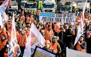 Het bouwprotest woensdag in Den Haag was onder meer ingegeven door de stikstofproblematiek. De schade voor de sector loopt de komende twee jaar op tot 6 miljard euro, heeft het Economisch Instituut voor de Bouw berekend. beeld ANP, Koen van Weel