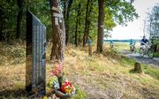 Monument voor Nicky Verstappen op de Brunssummerheide. beeld ANP, MARCEL VAN HOORN