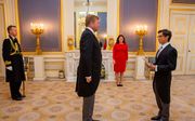 Koning Willem-Alexander ontvangt op Paleis Noordeinde in Den Haag ter overhandiging van de geloofsbrieven de ambassadeur van de Franse Republiek, Z.E. Luis Vassy. beeld ANP