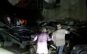 Een aardbeving in Albanië kostte in de nacht van maandag op dinsdag zeker zes mensen het leven. In de havenstad Durrës is veel schade. beeld AFP, Stringer