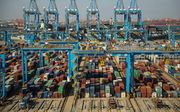 De haven van het Chinese Qingdao. beeld AFP