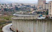 Muur bij het oosten van Jeruzalem. beeld AFP