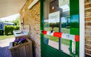 De gemeenschappelijke sanitaire voorziening is gesloten op minicamping Boogaard in de provincie Zeeland. beeld ANP