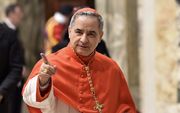 Angelo Becciu werd in 2018 nog bevestigd als kardinaal. Inmiddels heeft hij zijn ontslag ingediend, na een vastgoedschandaal. beeld AFP, Andreas Solaro