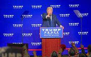 Presidentskanditaat Trump voert campagne in Wisconsin. beeld AFP