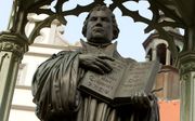 Standbeeld van Luther in Wittenberg. beeld RD, Henk Visscher
