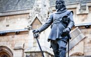 Standbeeld van Oliver Cromwell bij het parlement in Londen. beeld iStock