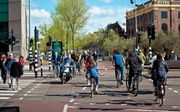 Fietsers in Amsterdam.  beeld Getty Images