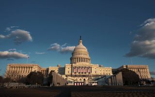Het Amerikaanse Congres bestaat uit twee kamers, de Senaat en het Huis van Afgevaardigden, en komt bijeen in het Capitool in de stad Washington. beeld AFP, Paul J. Richards