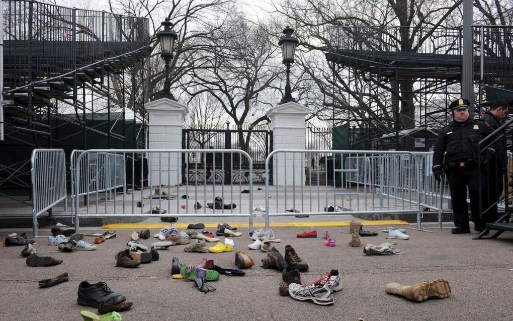 Schoenen voor het Witte Huis in Washington. Foto EPA