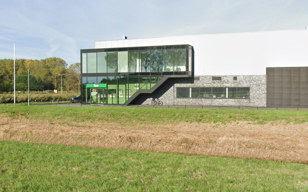 Het gebouw van de maaltijdleverancier Maître in Oude-Tonge. beeld Google Maps