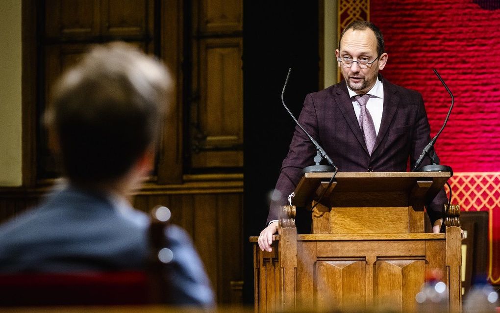 Ruard Ganzevoort (GroenLinks) in de Eerste Kamer tijdens een debat over het correctief referendum. beeld ANP, Sem van der Wal