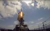 De lancering van een Kalibr-raket vanaf een Russisch oorlogsschip. beeld EPA