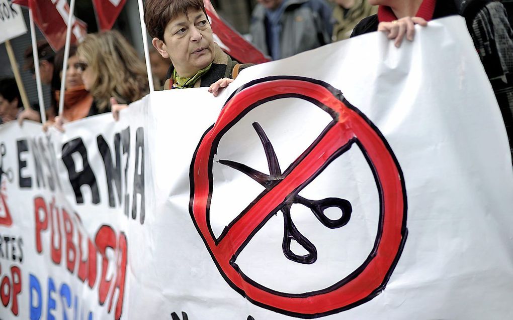 Protest tegen de bezuinigingen in Spanje. Foto EPA