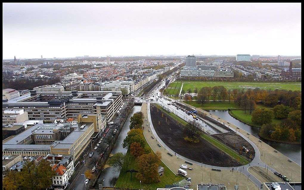 Het Malieveld (rechts). Foto RD, Henk Visscher