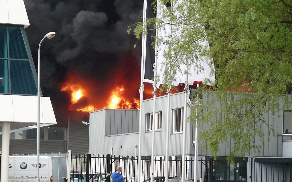 Brand in Nijkerk. Foto Pieter den Oudsten