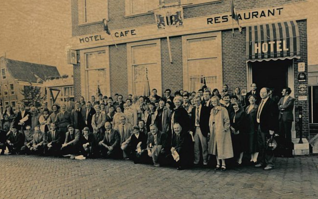 Een groep correspondenten tijdens een uitje, in 1984. beeld RD