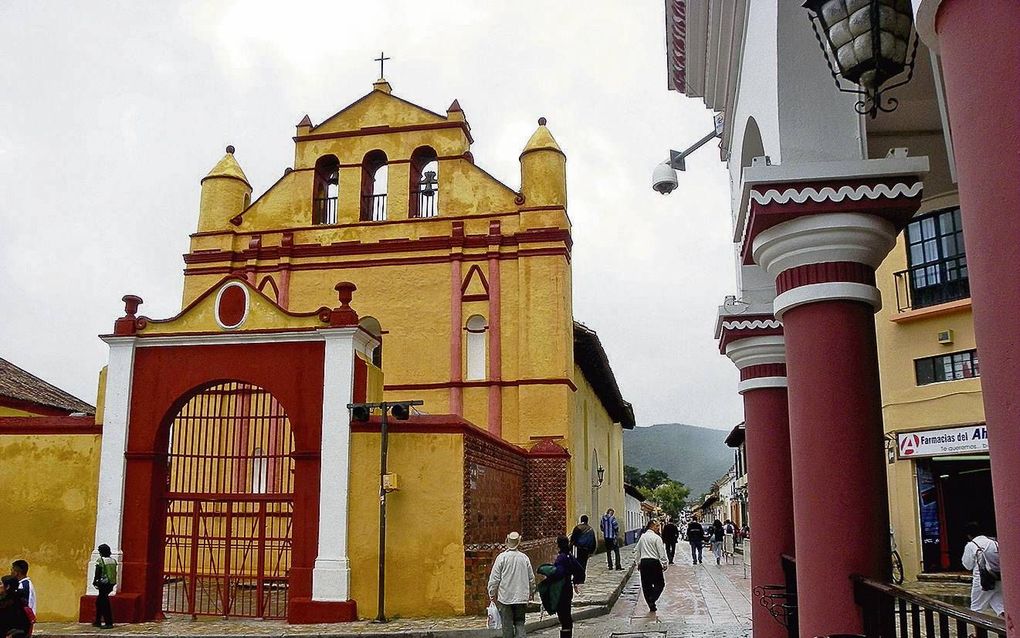 Een rooms-katholieke kerk in het Mexicaanse San Cristobal. beeld RD