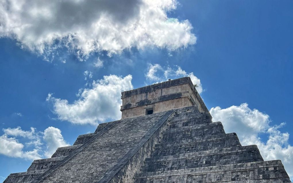 Een van de vier nieuwe werknemers mocht gratis op vakantie naar Mexico. beeld BridgeFund