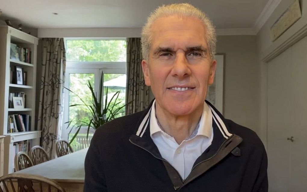 Nicky Gumbel in een eerdere video voor Alpha Nederland. beeld via YouTube