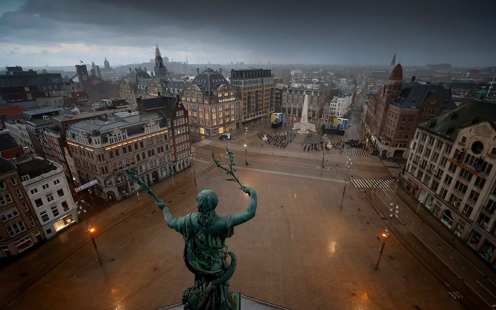 Overzicht tijdens de Nationale Dodenherdenking op de Dam. beeld ANP, Remko de Waal