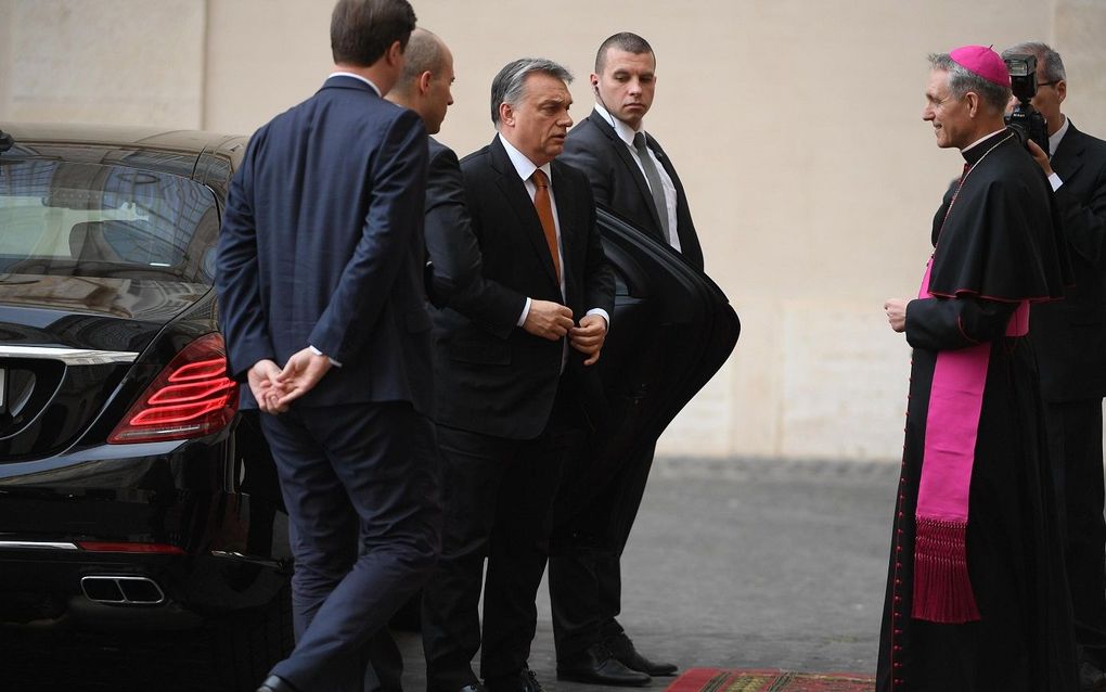 Hungarian Prime Minister Viktor Orban (C) is welcomed by Archbishop Georg Ganswein (R) as he arrives for a meeting with Pope Francis on the occasion of the 60th anniversary of signing the Treaty of Rome, at the Vatican City, 24 March 2017. photo EPA, Maurizio Brambatti