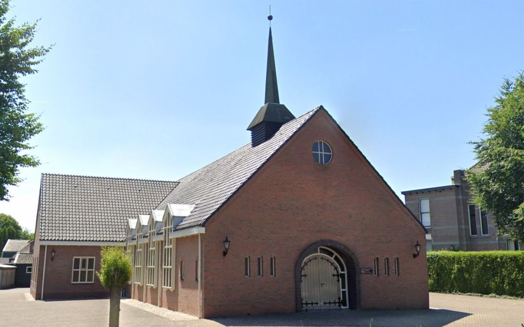 Het kerkgebouw van de gereformeerde gemeente in Nederland te Waardenburg. beeld Google