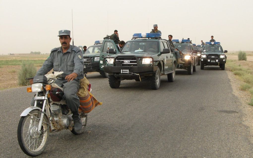 Afghaanse politieagenten op patrouille in de provincie Helmand. Foto EPA