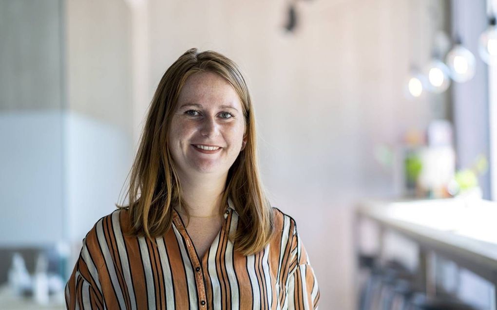 Ellen Peters ontwikkelt een lesboekje om mensen Twents te leren spreken. beeld Annelies Mol