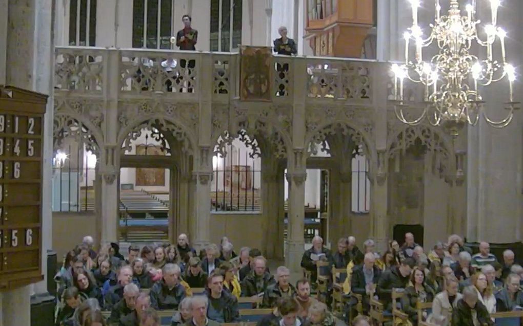 Bijeenkomst in de Joriskerk. beeld kerkdienstgemist