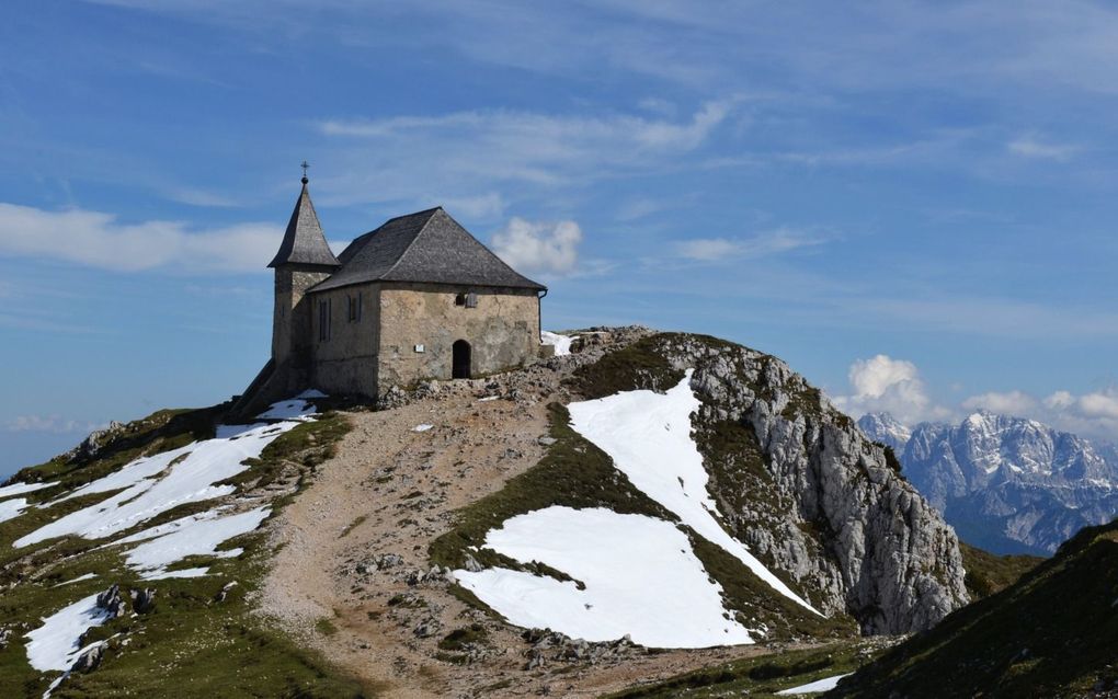 De Maria am Heiligen Stein, de hoogste bergkerk van Europa. beeld Getty Images/iStockphoto