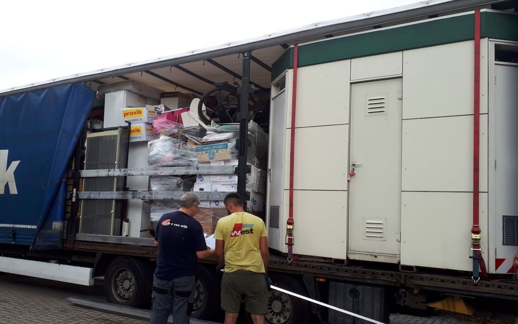 Hulptransporten naar Roemenië worden sinds begin december soms tegengehouden aan de grens. Archieffoto Stichting Levi
