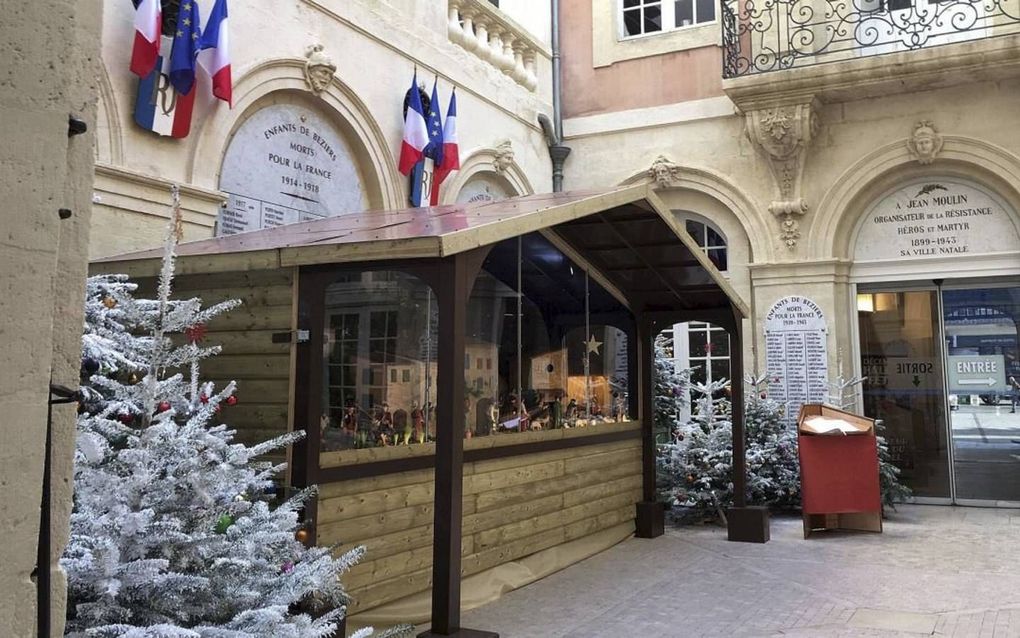 Kerststal bij het gemeentehuis van Béziers, zuid-Frankrijk. beeld France3