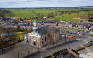 De hervormde dorpskerk van Doornspijk. beeld Cees van der Wal