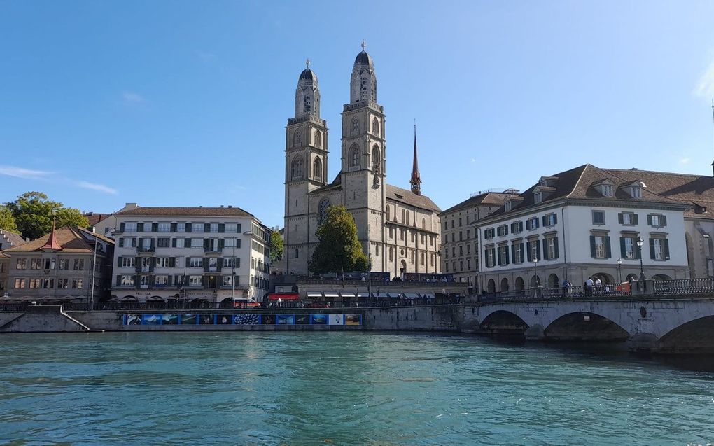 De Grossmünster in Zürich. beeld Marinda van Soest