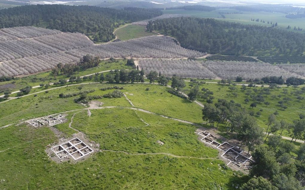 Opgravingen in Khirbet a-Ra’i zouden overblijfselen van het Bijbelse Ziklag aan het licht hebben gebracht. beeld opgraving expeditie Khirbet a-Ra’i