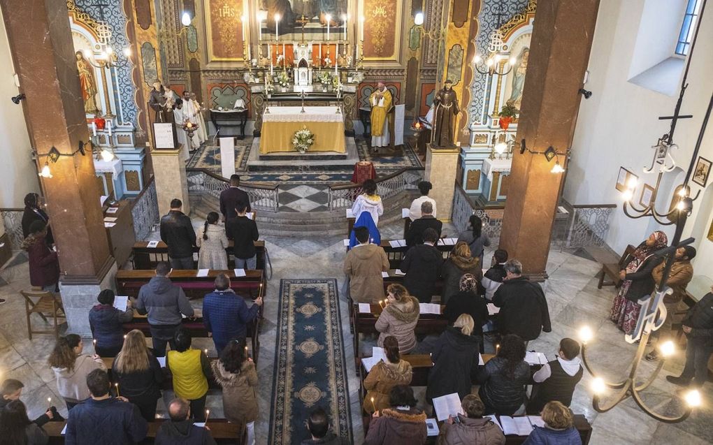 Kerkdienst in de Santa Mariakerk in de Turkse stad Trabzon. beeld Aziz Fayda