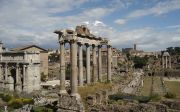 Het Romeinse Rijk maar liefst drie keer getroffen door een ingrijpende pandemie. Foto: Het Forum Romanum in Rome.​ beeld Wikimedia