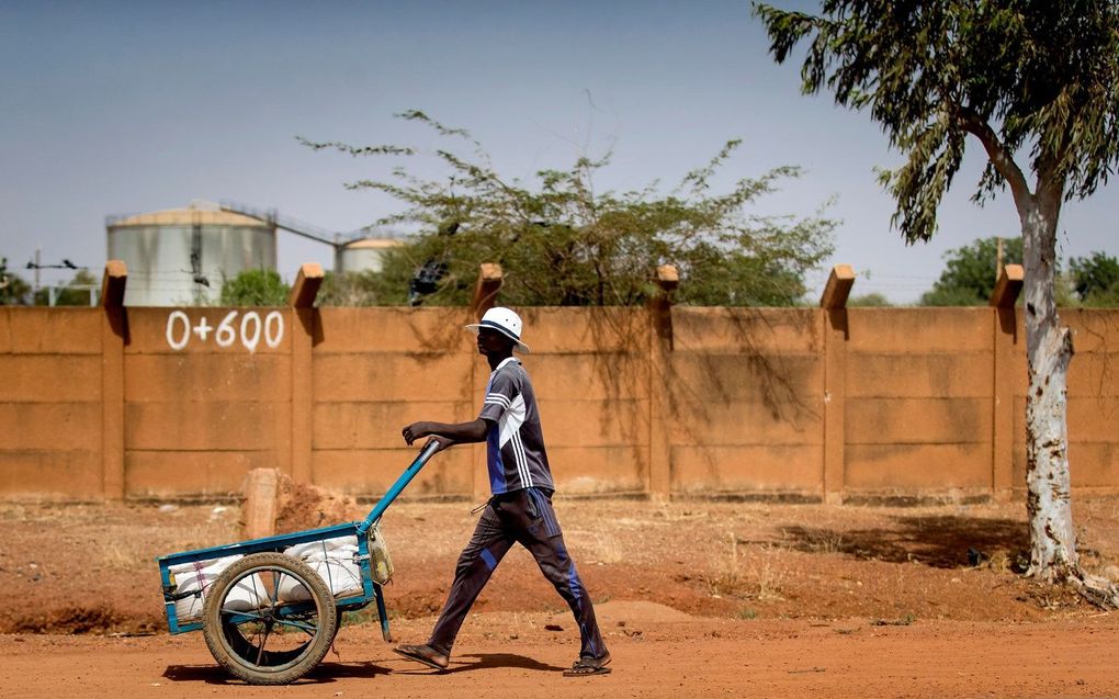 Straatbeeld in een Noord-Afrikaans land. beeld ANP, Koen van Weel