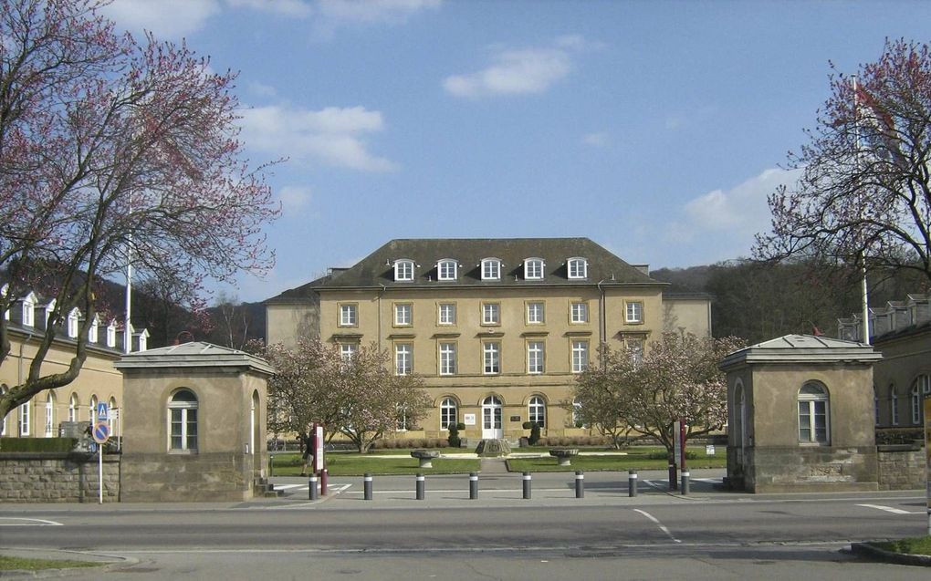 De Luxemburgse stadhouder Hendrik ging op kasteel Walferdange wonen, dat in 1823 in opdracht van zijn grootvader, koning Willem I, was gebouwd als paardenstoeterij. Nu is het in gebruik bij de Luxemburgse universiteit. beeld Wikimedia