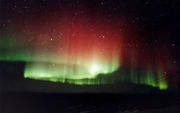 Noa droomt van fotografie en van het Zuiderlicht, de aurora australis. beeld Wikimedia, Brocken Inaglory